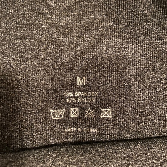 NVGTN Contour Leggings - Picture 3 of 5